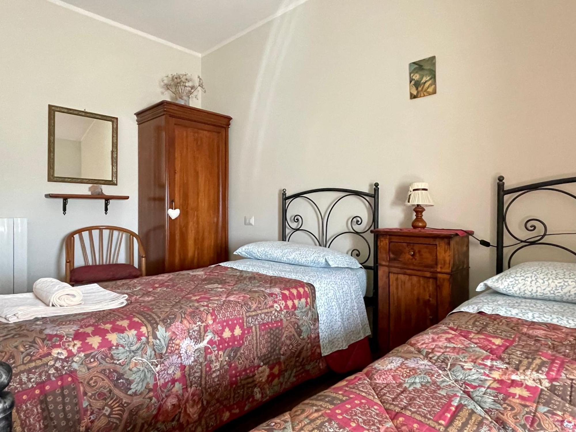 Agriturismo Le Castellare モンテモーナコ エクステリア 写真